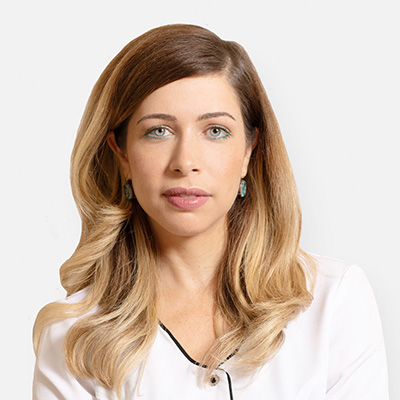 Dr. Nicole Betsis